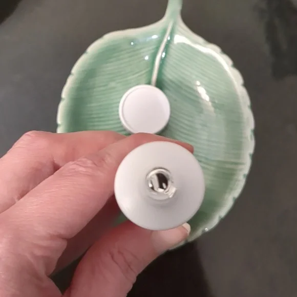 Bump Eraser Body Scrub - Picture 3 of 3